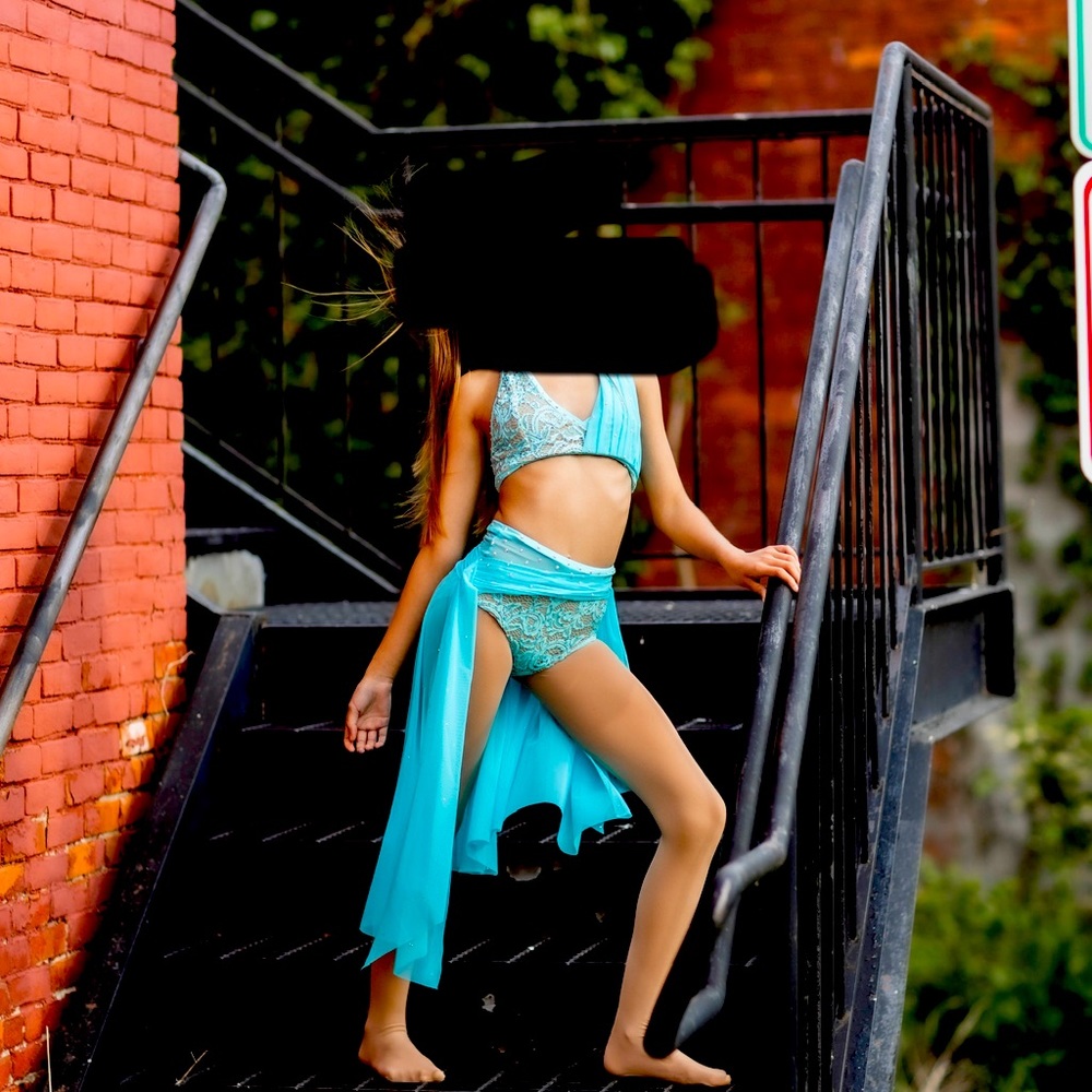 Stunning Custom aqua 2 piece dance costume - never worn on stage